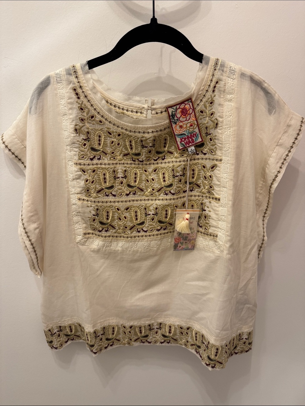 Johnny Was Cream Embroidered Short Sleeve Cotton Blouse